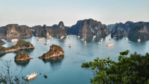 halong bay at vietnam